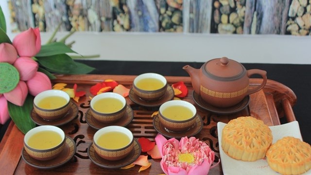 Nghệ thuật thưởng trà của người Hà Nội - nét đẹp văn hóa cần bảo tồn và phát huy