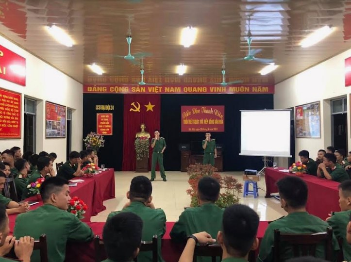 Một số giải pháp xây dựng môi trường văn hóa pháp luật trong quân đội nhân dân Việt Nam hiện nay