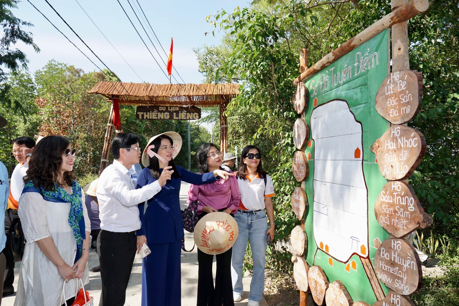 Vấn đề môi trường bền vững của chuỗi cung ứng dịch vụ du lịch tại ấp Thiềng Liềng (Thành phố Hồ Chí Minh)